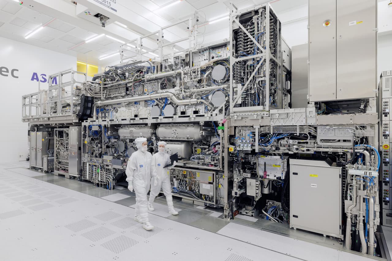 ASML Stock: Current Trends and Future outlook