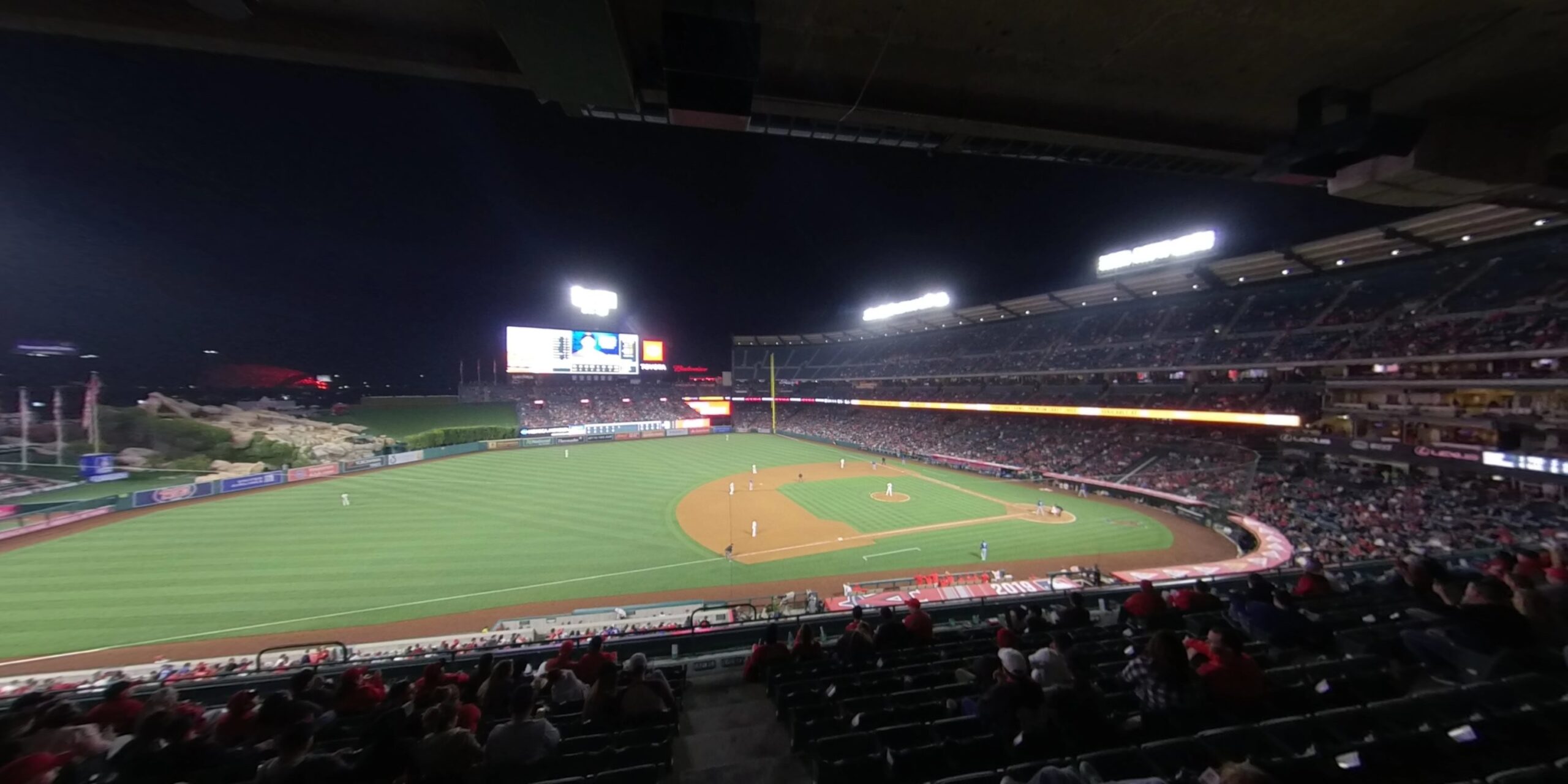 Astros and Angels: The Battle for Playoff Position