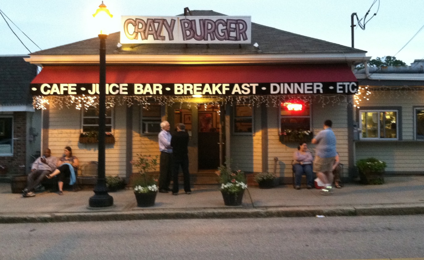 Exploring Crazy Burger: A Unique Dining Experience in Rhode Island