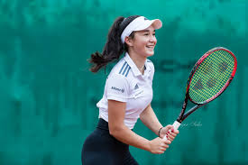 The Rising Star of Tennis: Eva Lys