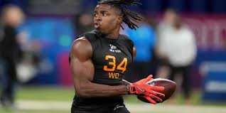 Isaiah Neyor: A Promising Talent in College Football