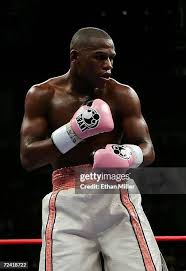 Floyd Mayweather: A Legacy in Modern Boxing