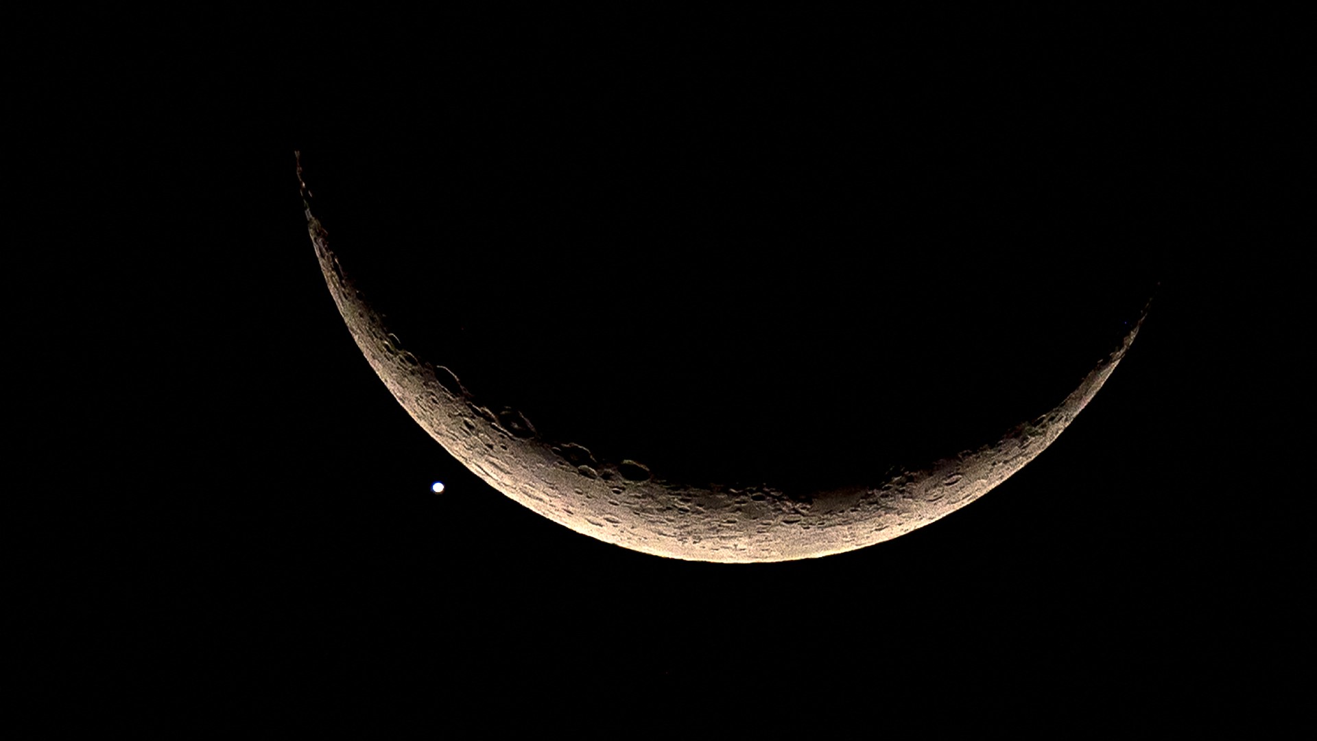 The Fascinating Relationship Between the Moon and Venus