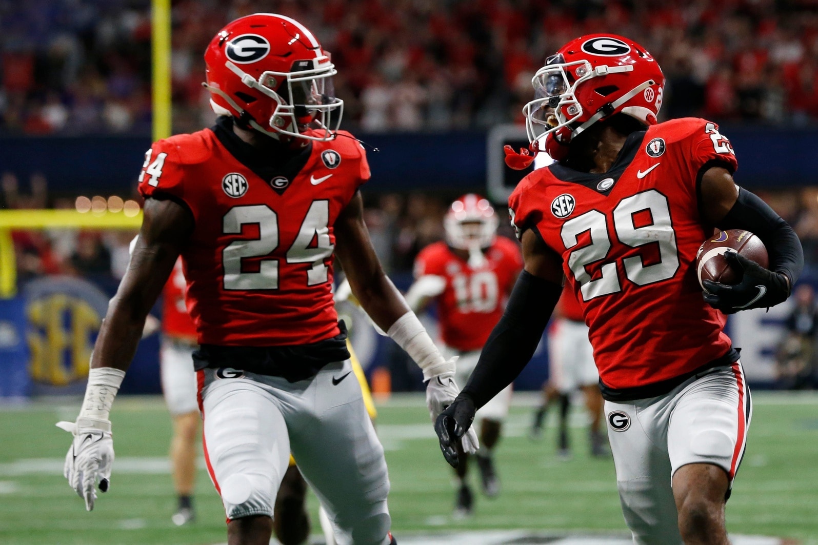 Latest Updates on NCAA Football Scores