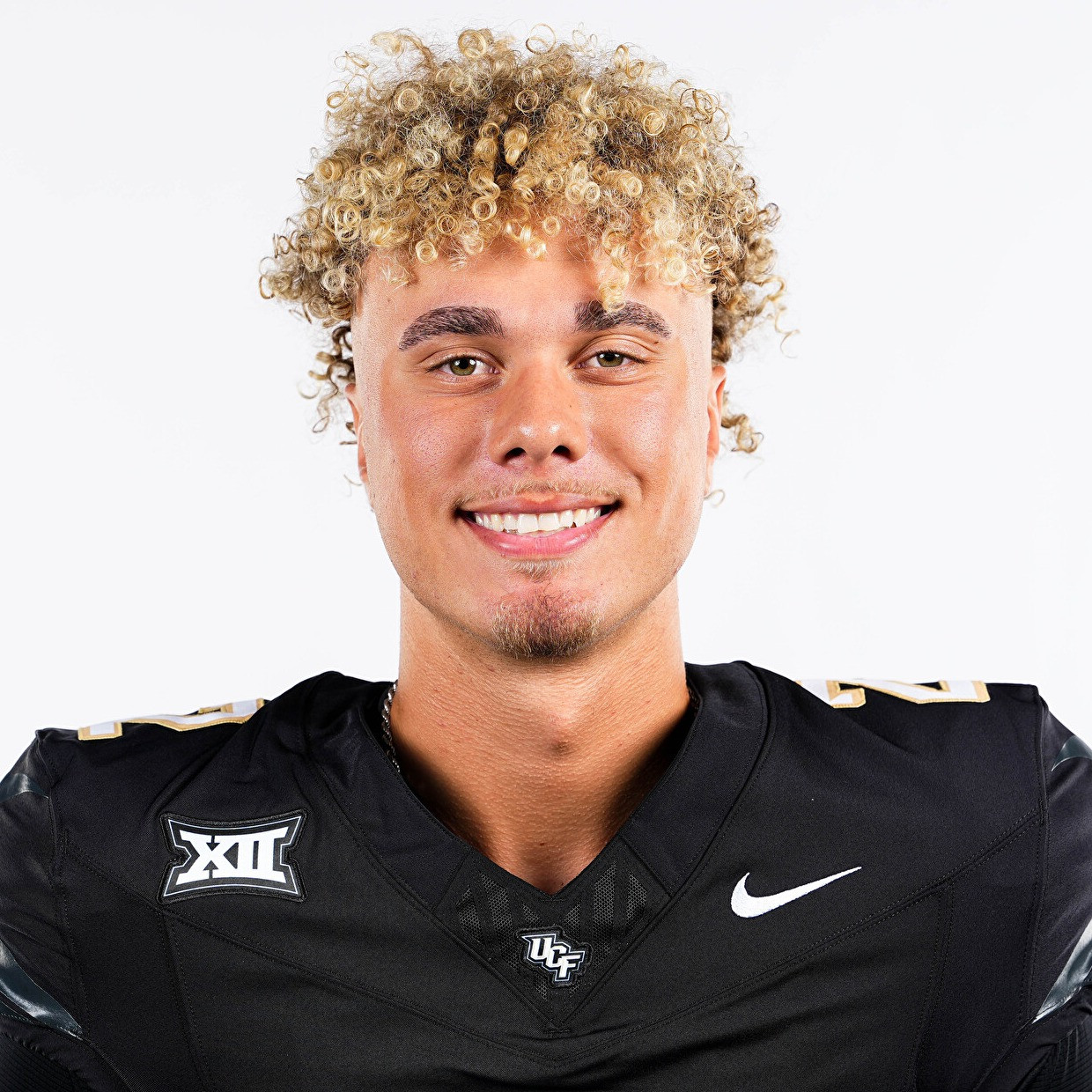 Tayven Jackson: The Rising Star of College Football