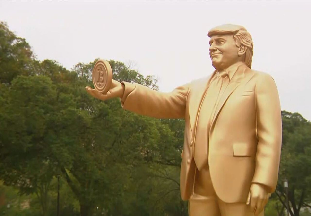 The Unveiling of the Trump Bitcoin Statue: A Unique Blend of Politics and Cryptocurrency