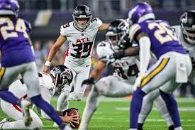 Understanding the Vikings vs Falcons Rivalry in the NFL