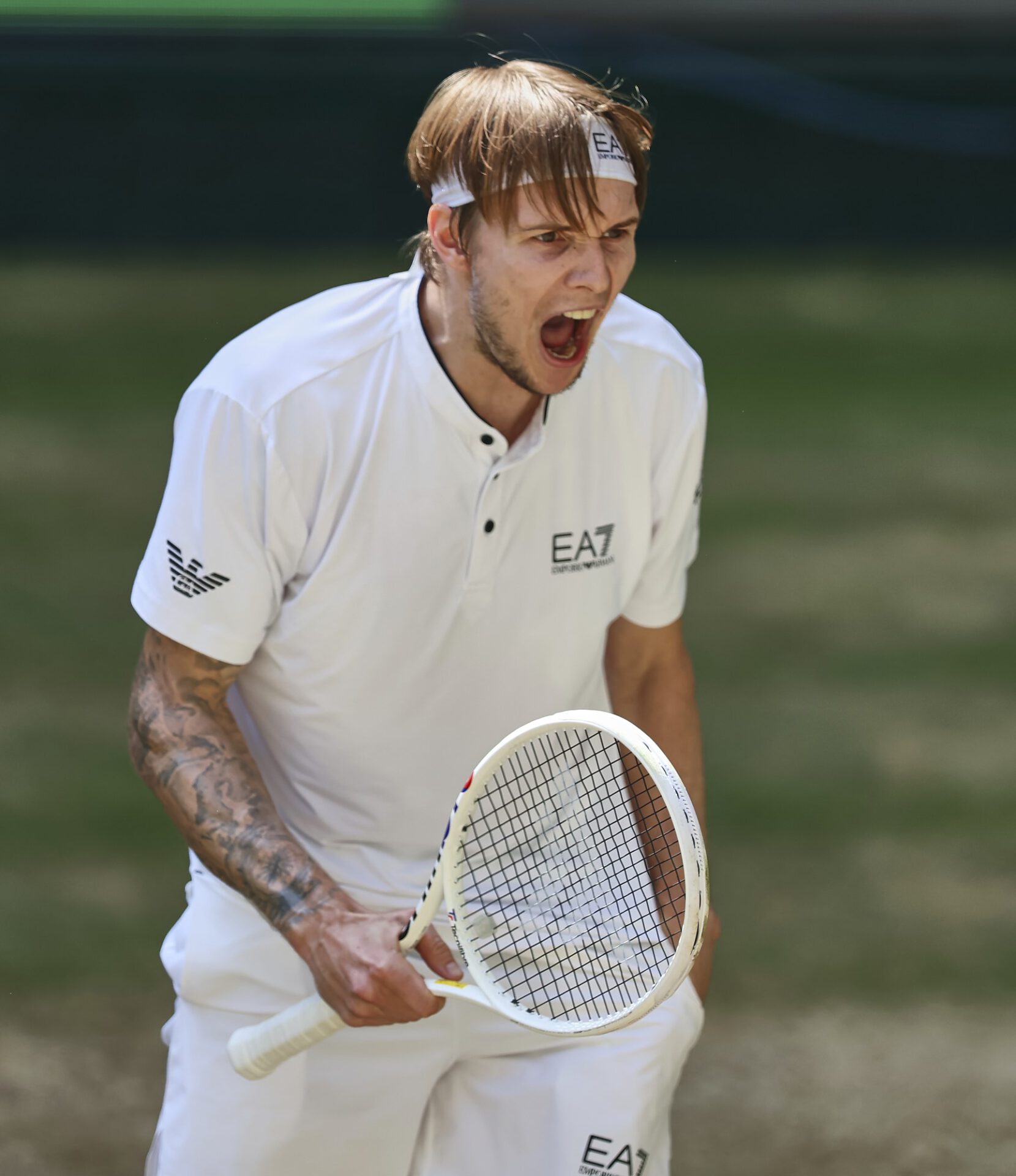 The Journey of Alexander Bublik: Tennis’ Exciting New Talent
