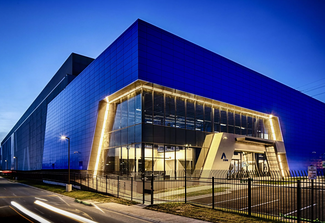 Exploring Aligned Data Centers and Their Sustainability Impact
