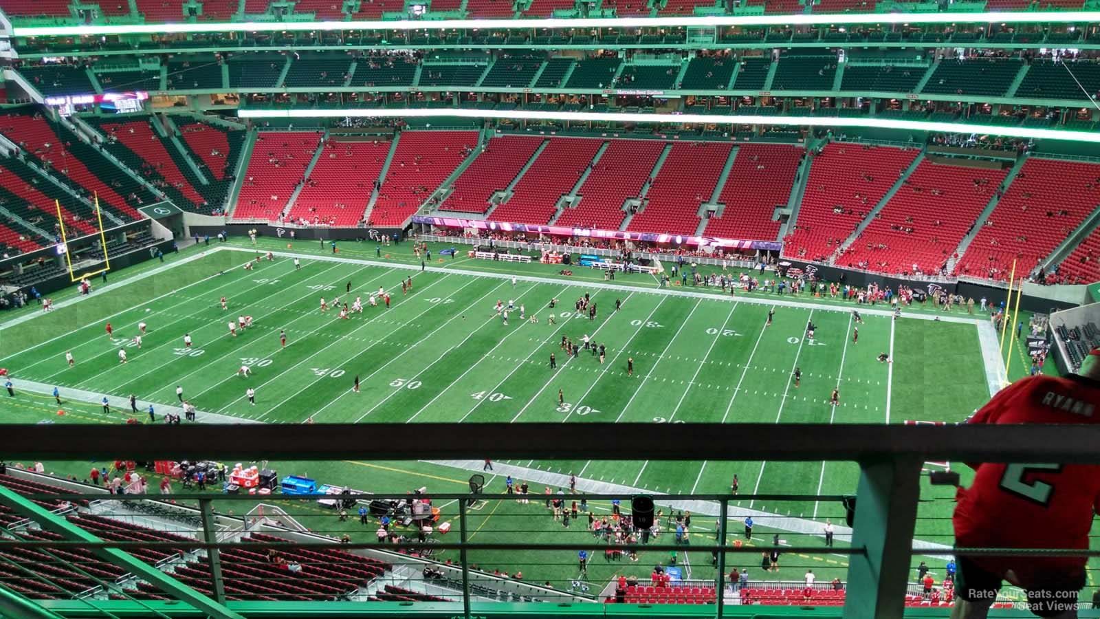 Exploring the Atlanta Falcons Stadium: A Hub for Sports and Events