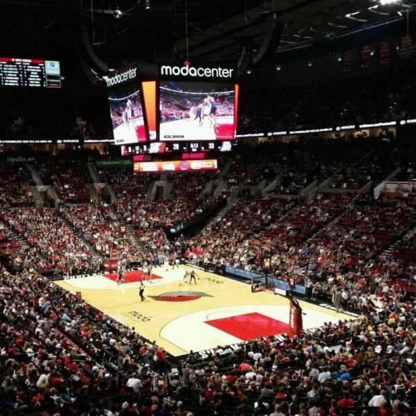 The Rise of Blazers: Key Trends and Styles for 2023