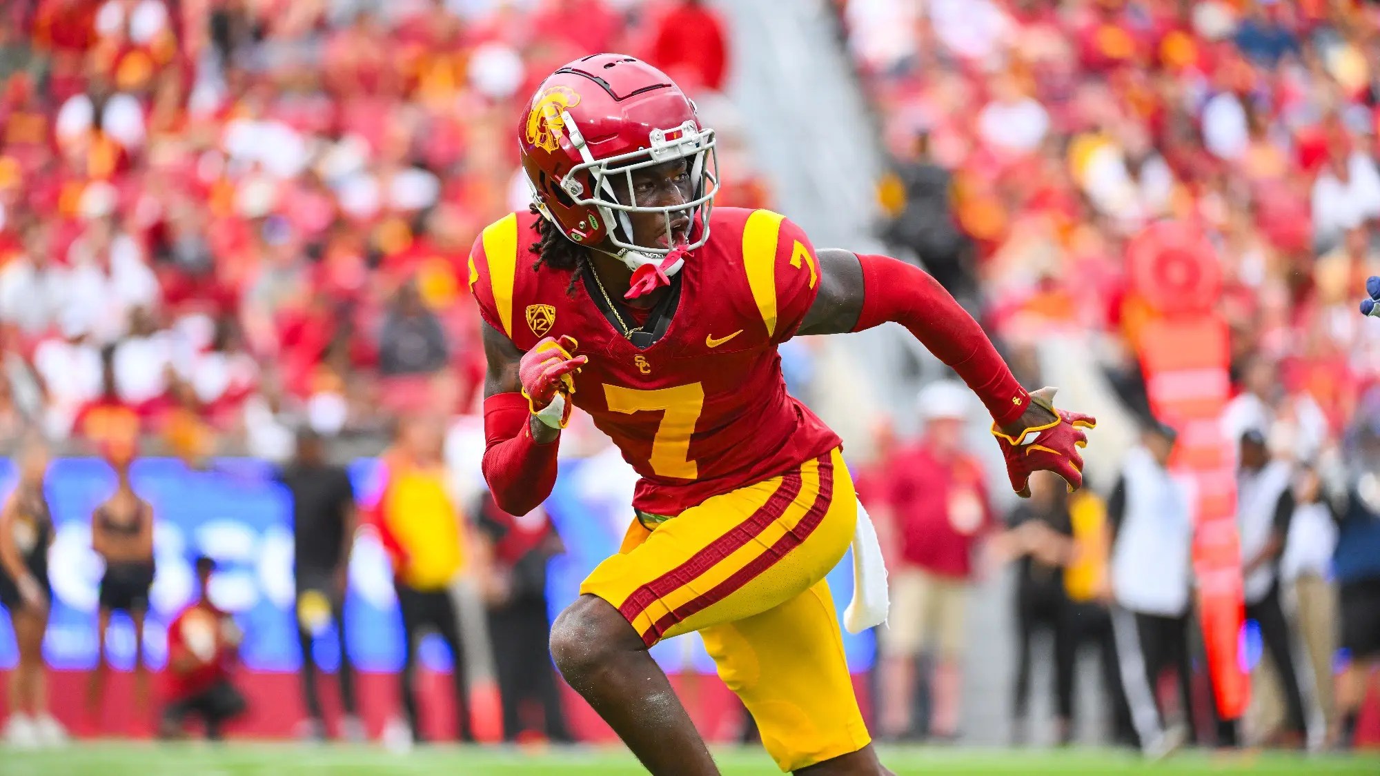 Calen Bullock: The Rising Star of USC’s Defense