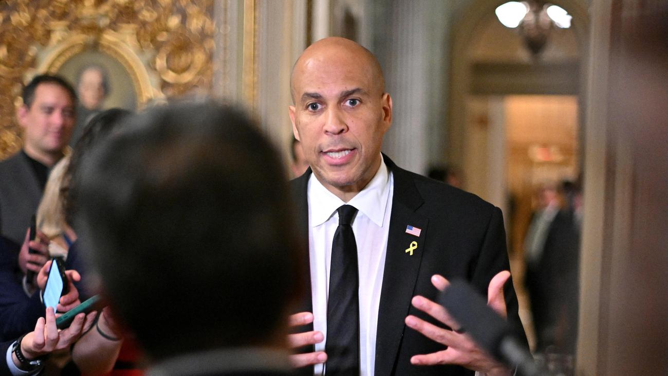 Cory Booker: A Visionary Leader Shaping American Politics