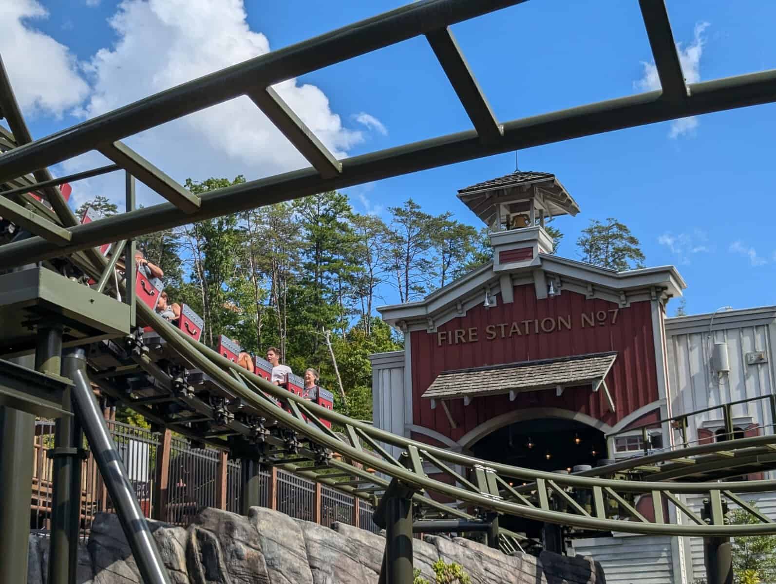 Exploring the Magic of Dollywood Theme Park