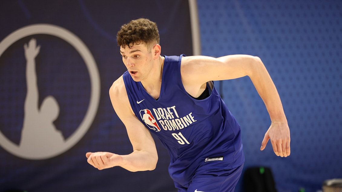 The Rise of Donovan Clingan in College Basketball