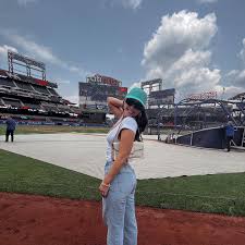 Eli Rallo: The Rising Star of Social Media Influencers