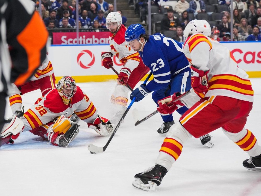 Flames vs Maple Leafs: A Thrilling NHL Showdown