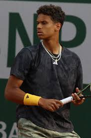 Gabriel Diallo: The Next Tennis Sensation
