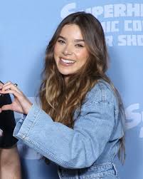 Hailee Steinfeld: A Multi-Talented Star Making Waves