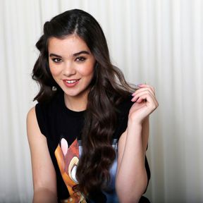 Hailee Steinfeld: A Multi-Talented Force in Entertainment