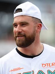 Discovering How Old Travis Kelce Is
