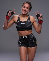 Jaqueline Amorim: The Rising Star of Women’s MMA