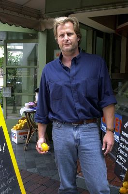 The Impact of Jeff Daniels in Film and Theater