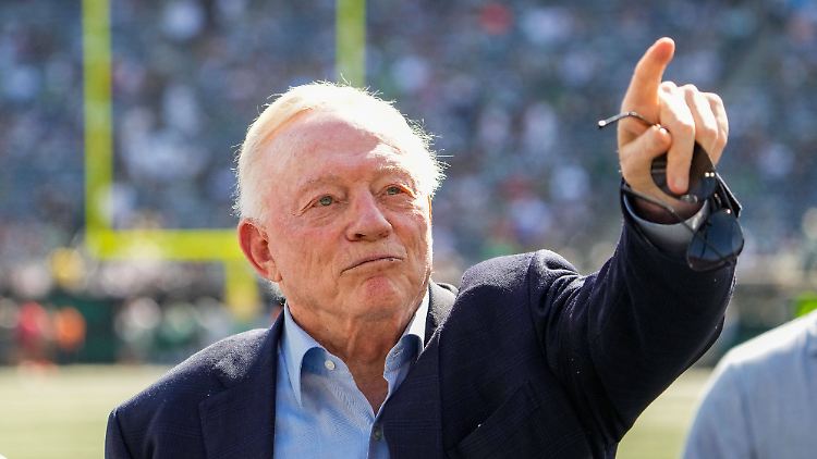 The Significance of Jerry Jones’ Gesture in the NFL