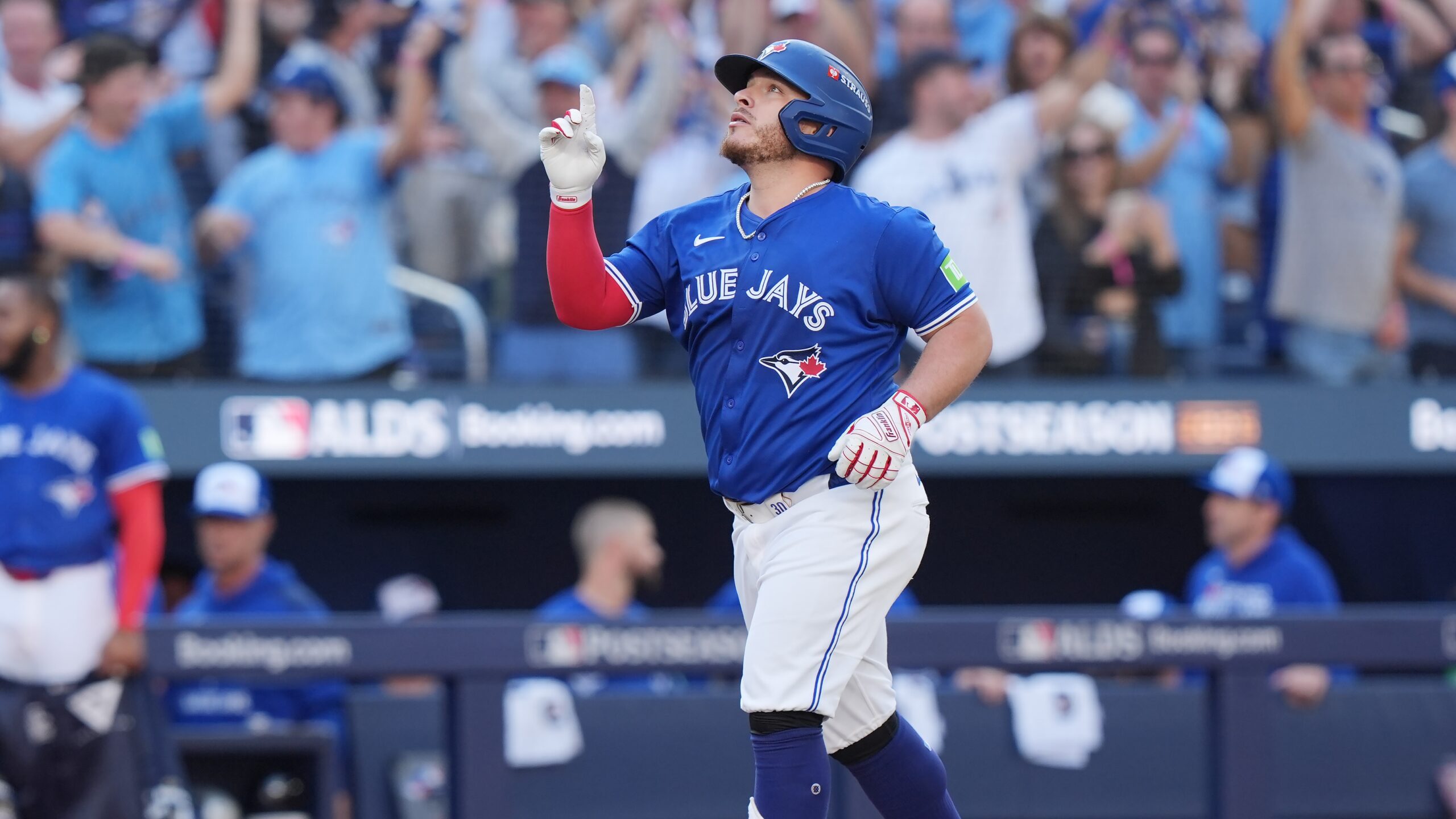 Alejandro Kirk: The Rising Star of the Toronto Blue Jays