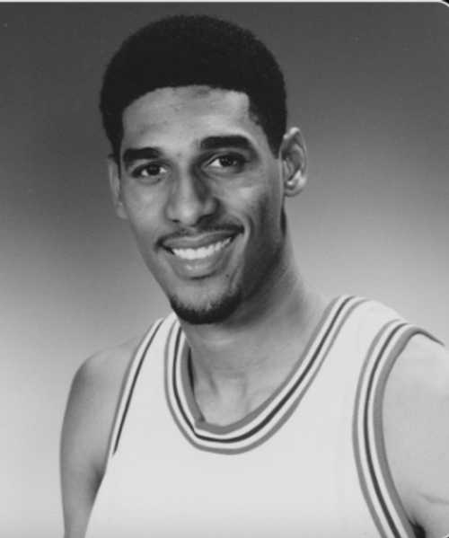 Exploring the Legacy of Lawrence Moten in Basketball
