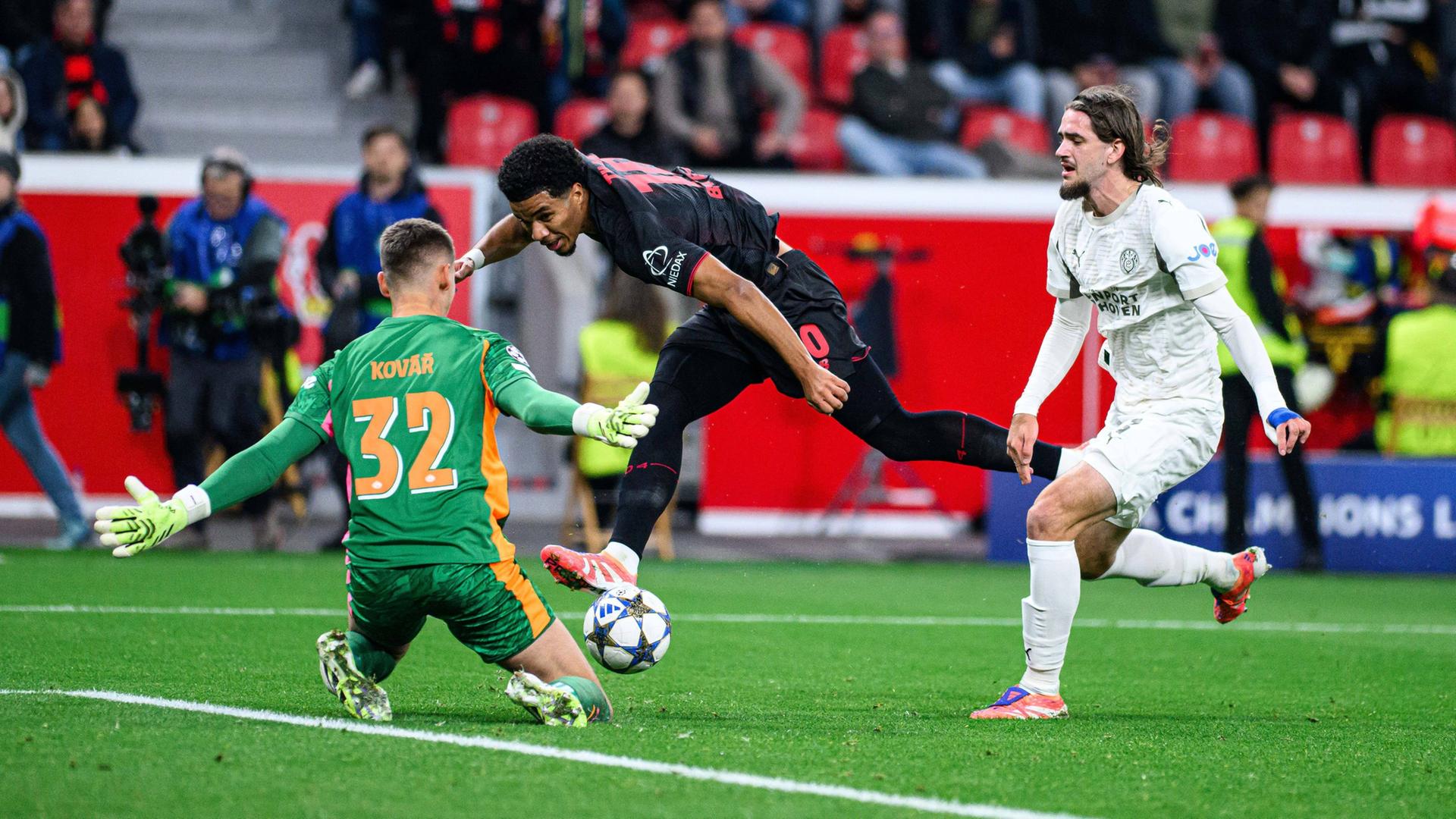 Leverkusen vs PSV: Highlights from Their Fierce Encounter
