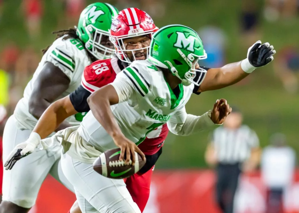 Marshall vs Coastal Carolina: A Thrilling College Football Showdown