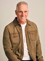 Mel Owens: A New Wave in Entertainment