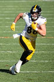 Pat Freiermuth: A Rising Star in the NFL Tight End Position