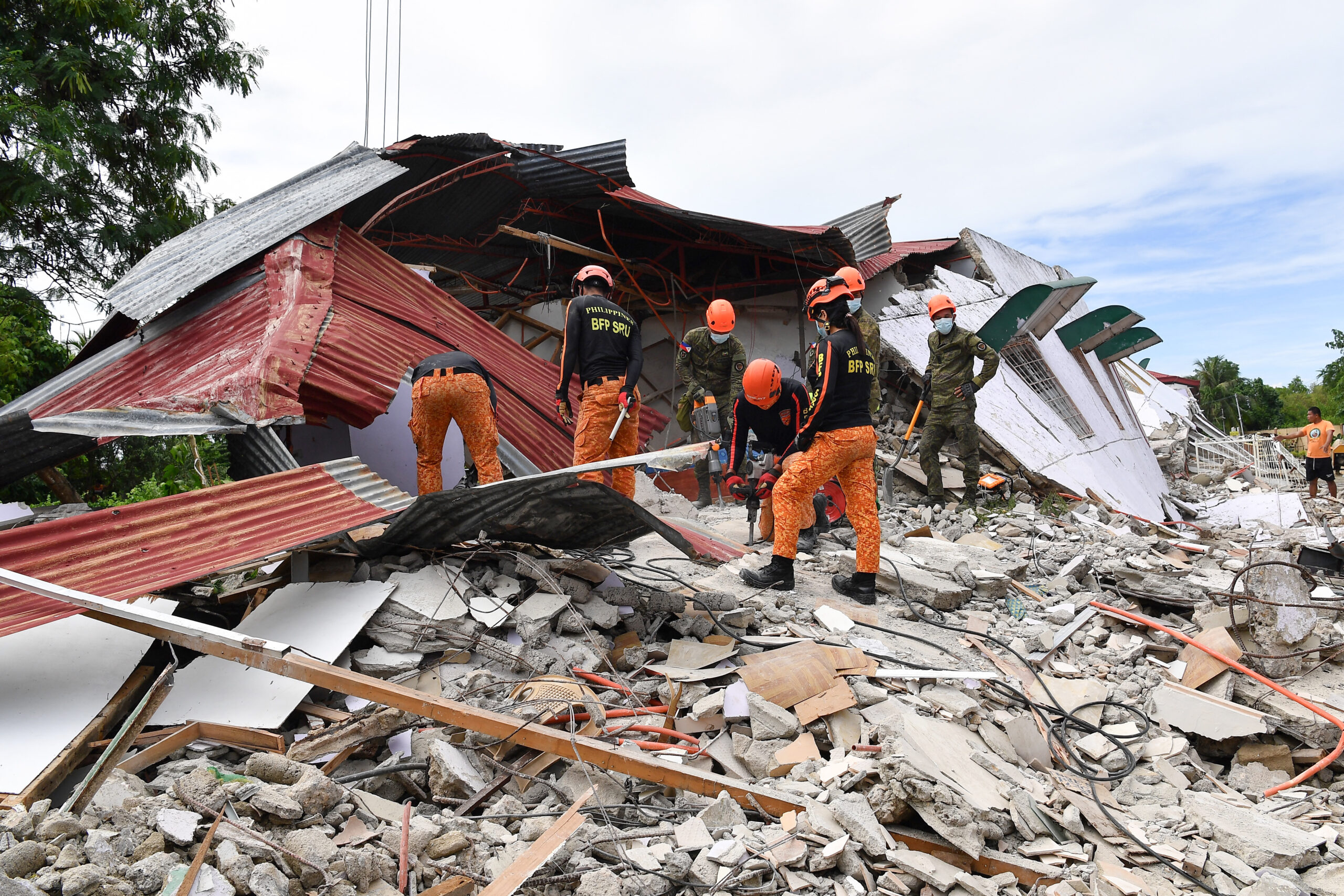 Major Earthquake Strikes the Philippines Today