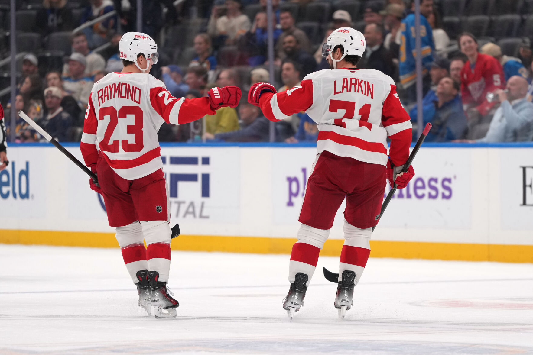 The Classic Rivalry: Red Wings vs Blues