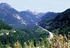 Exploring Snoqualmie Pass: Nature and Adventure Await