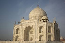 Exploring the Taj Mahal: A Symbol of Love and Legacy