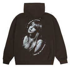The Evolution and Popularity of Taylor Swift Merch