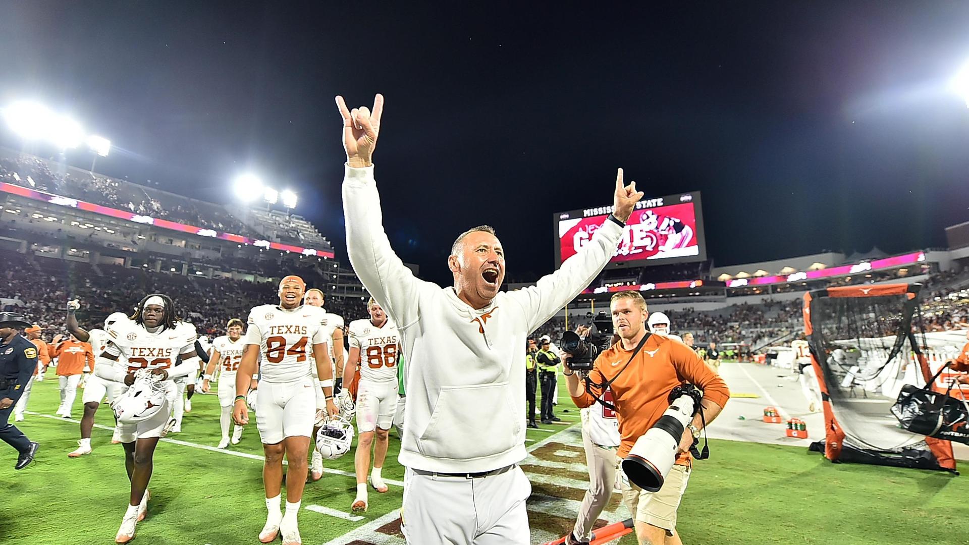 Texas vs MS State: A Thrilling College Football Rivalry