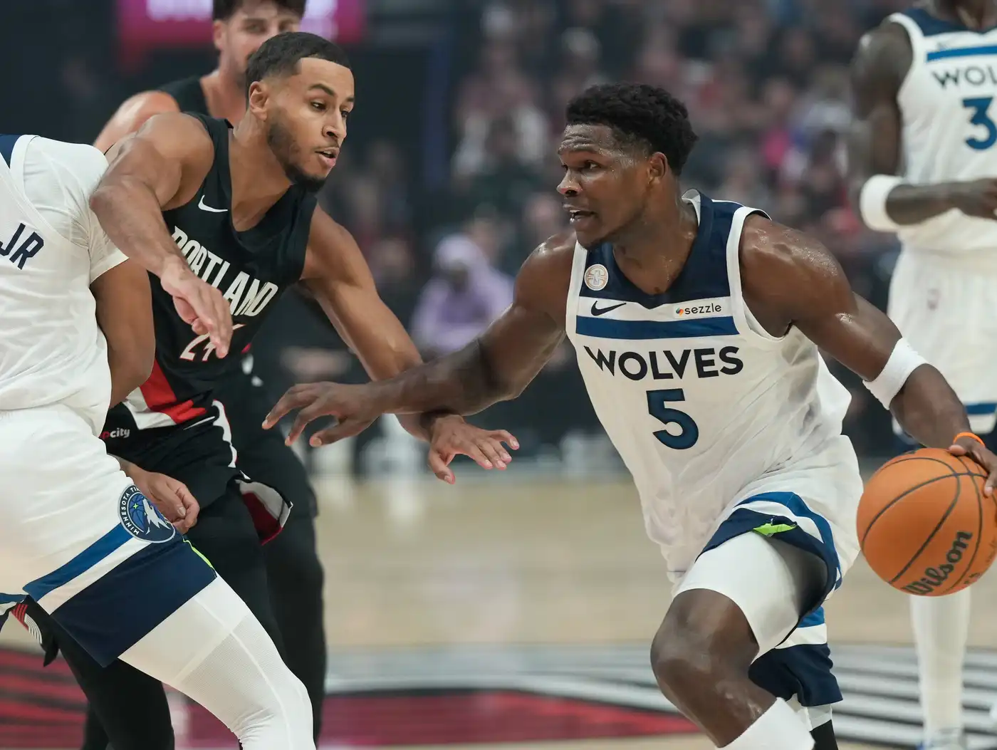 Timberwolves vs Trail Blazers: Key Moments and Player Performances