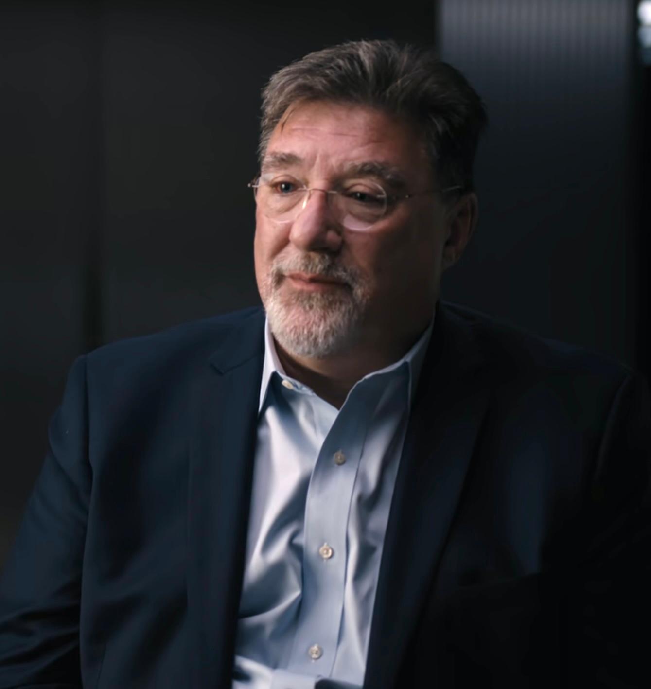 Understanding the Insights of Tom Nichols on Politics