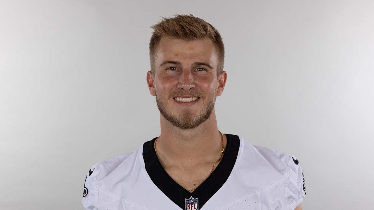 Tyler Shough: The Journey of a College Football Quarterback