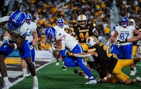 Wyoming vs Air Force: A Key College Football Matchup