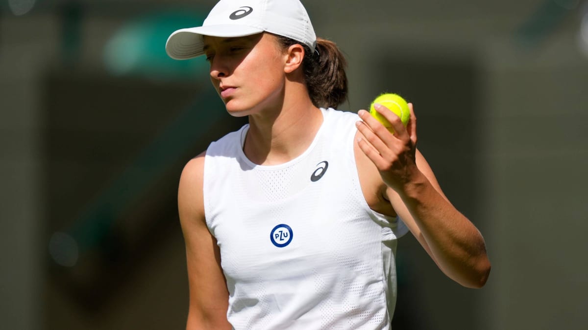 Iga Świątek: Tennis Sensation and Champion