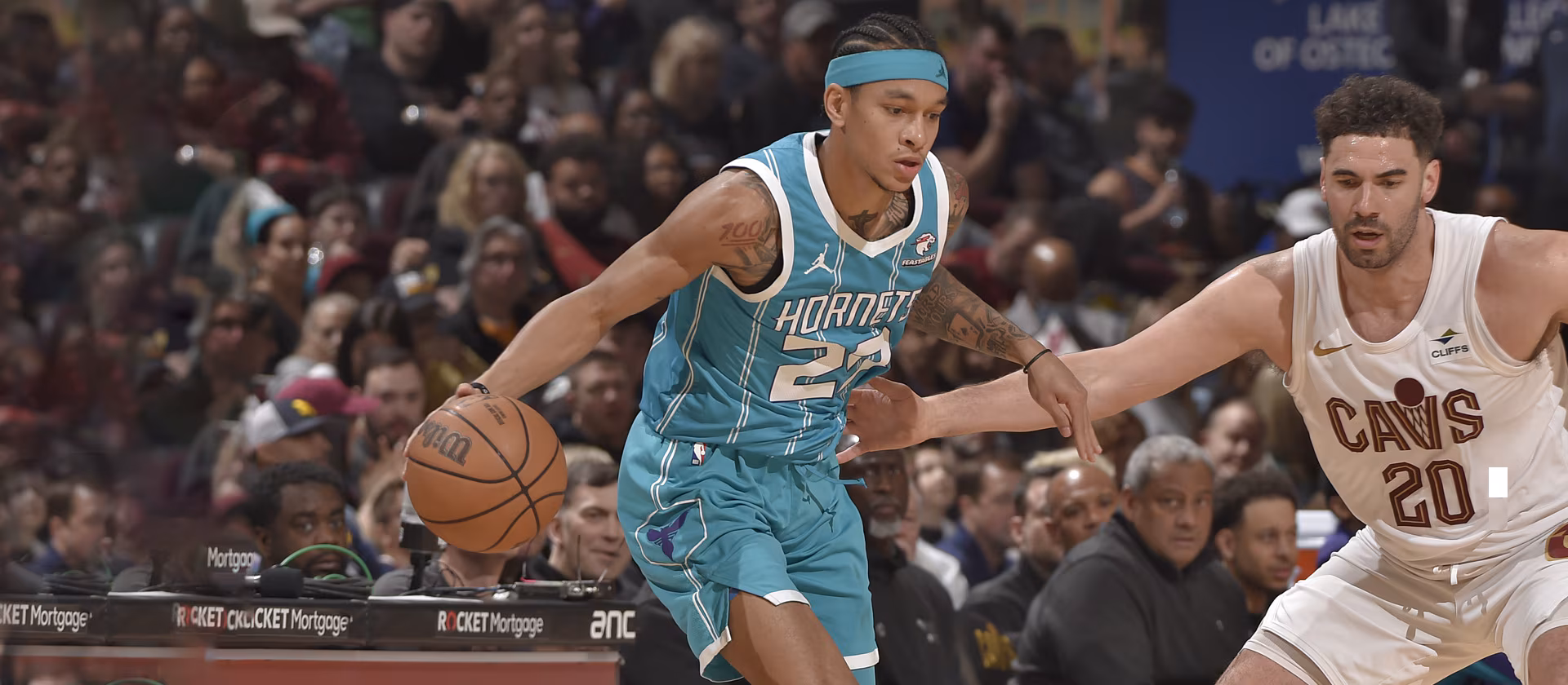 Cavaliers vs Hornets: A Hard-Fought Battle on the Court