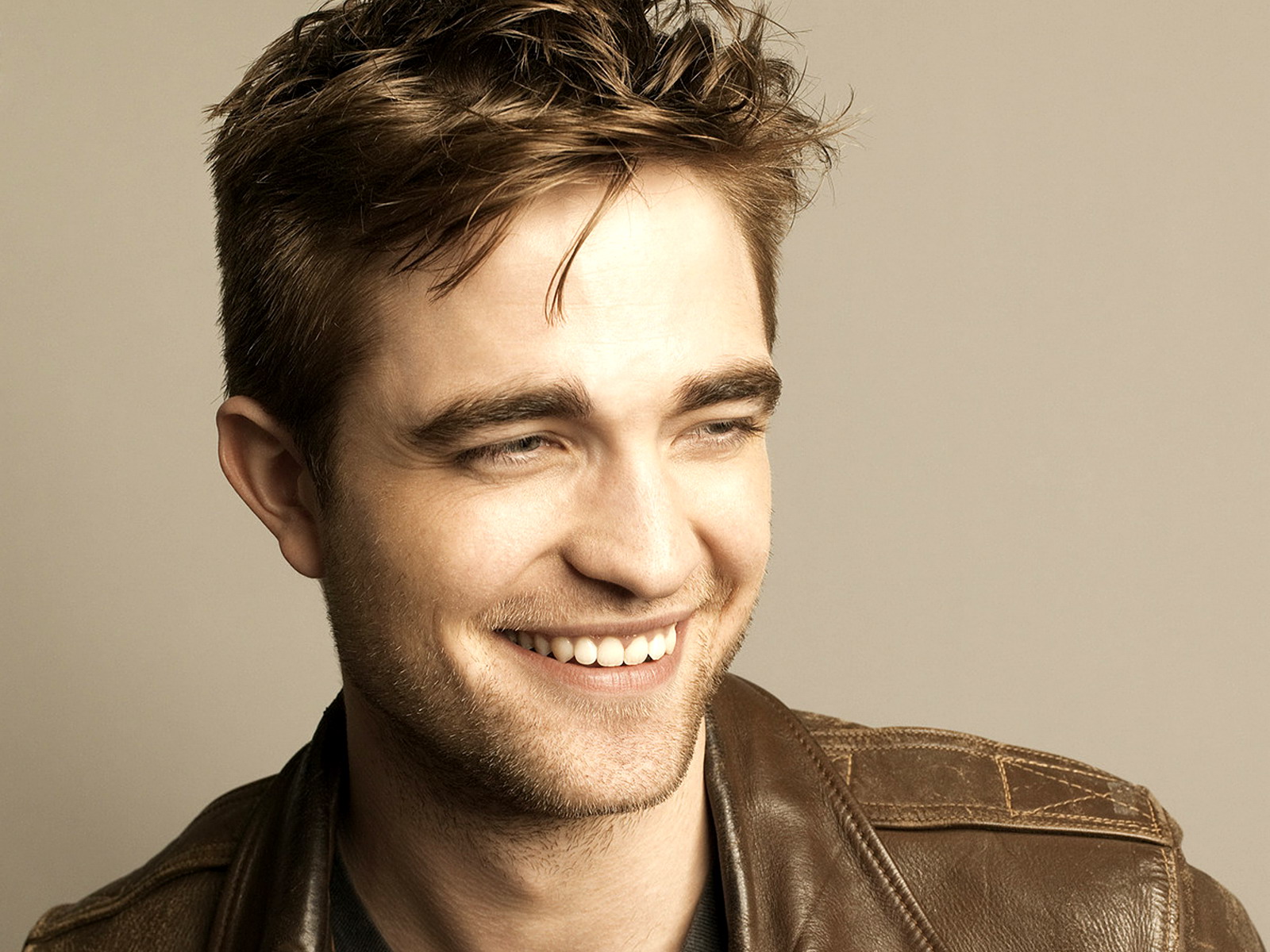 The Evolution of Robert Pattinson: From Heartthrob to Acclaimed Actor