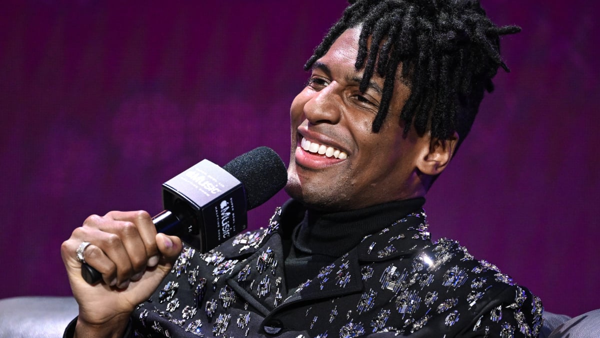 Who Will Sing the National Anthem at the Super Bowl?
