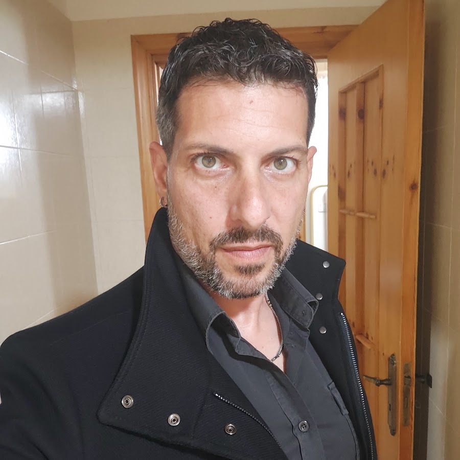 Alessandro Barbieri: Shaping the Future of Fashion Design