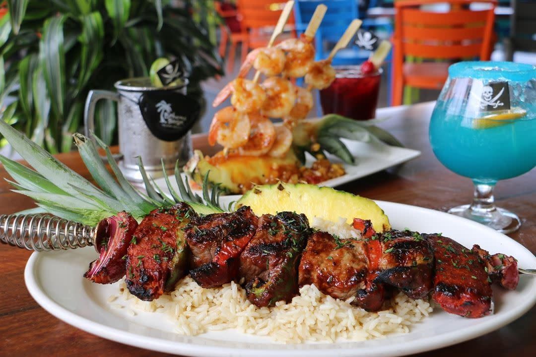 Experience the Tropical Flavors at Bahama Breeze